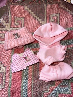 Pink Labubu clothes vest Knit Hat & Hoodie Set